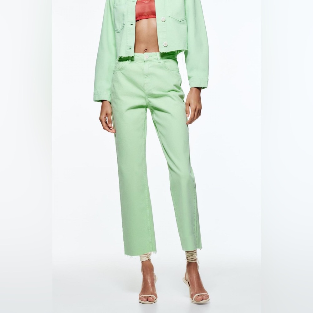 Zara STRAIGHT CROPPED JEANS Light Lime Green Size 4